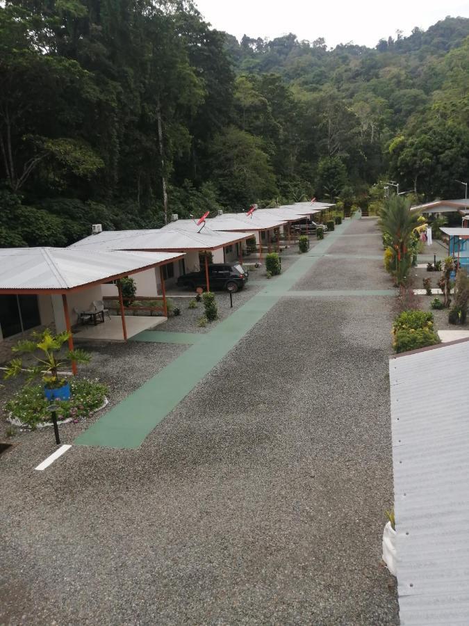 Puerto Vargas Lodge Cahuita Exteriör bild